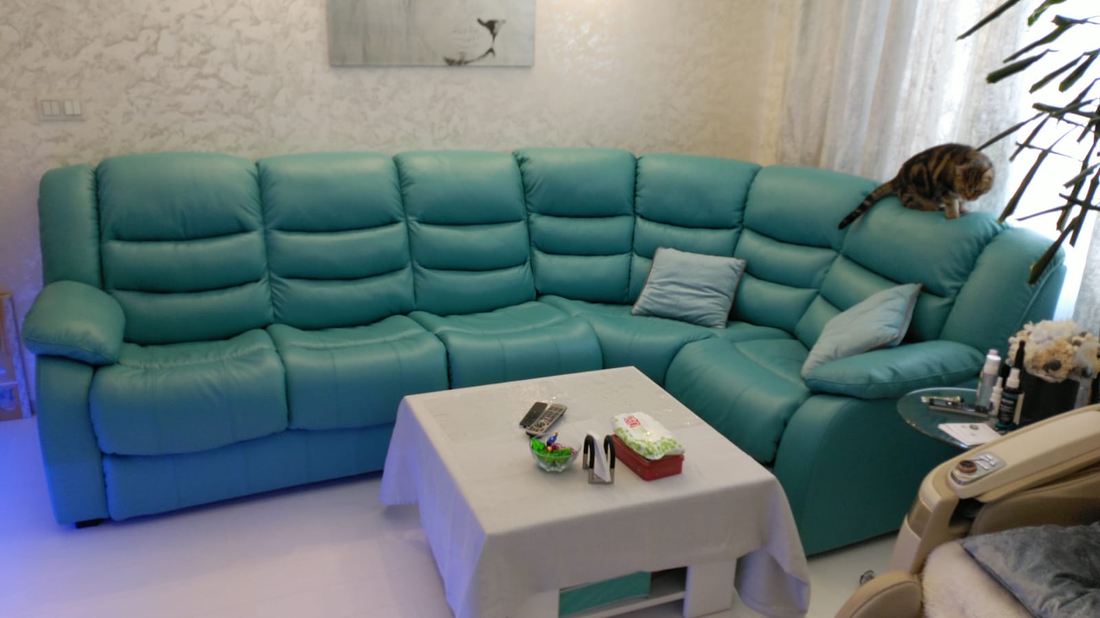 Перетяжка дивана на дому. Бауманская